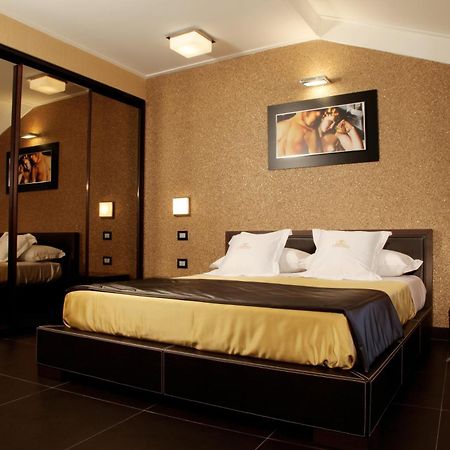 Hotel Cenacolo ソンマ・ヴェズヴィアーナ エクステリア 写真